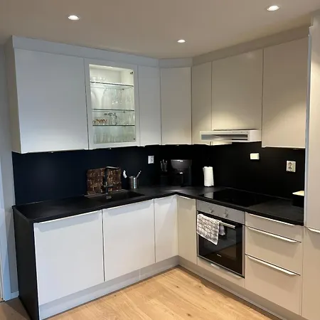 Modern With A View! Free Parking